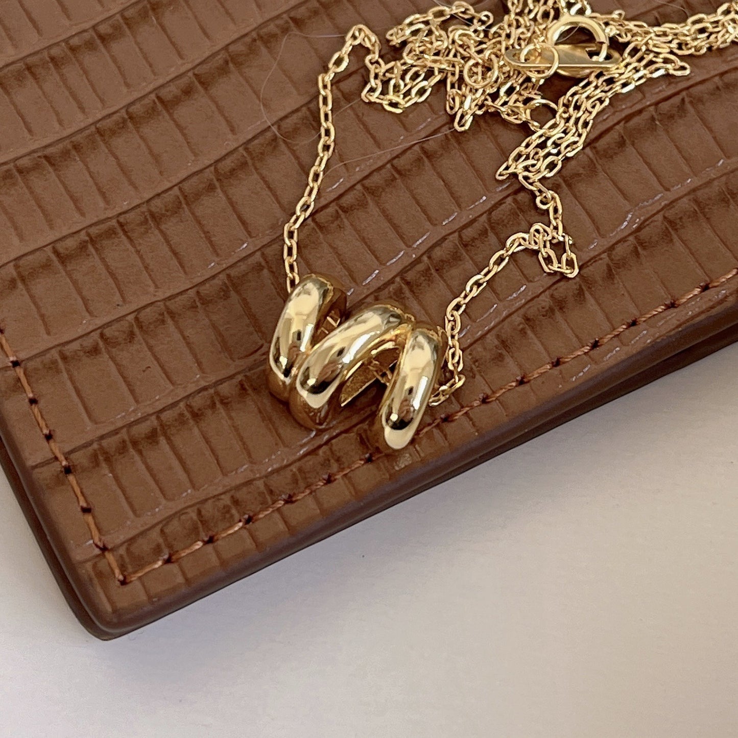 Amora Necklace