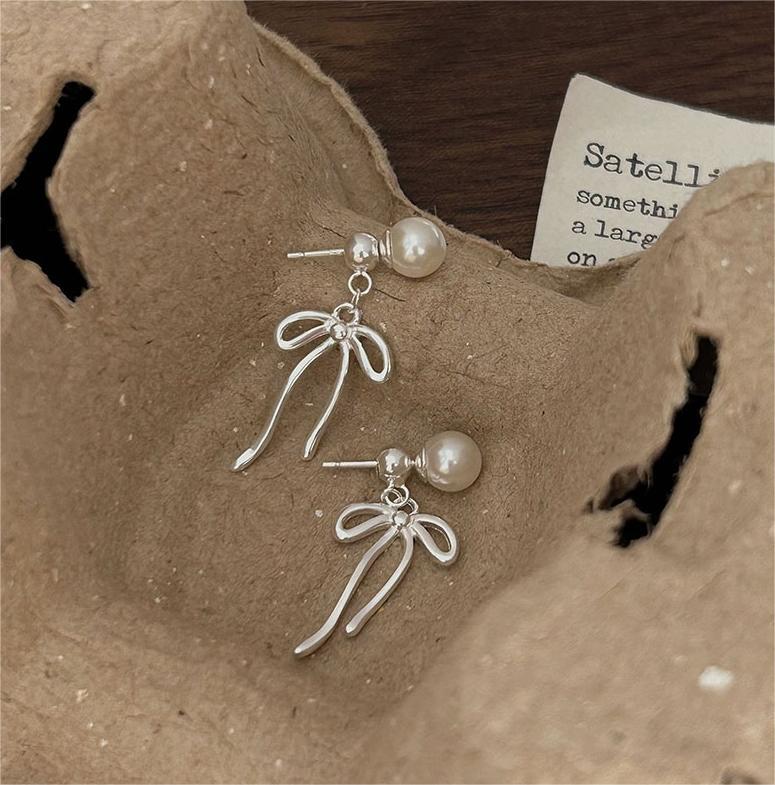 Bea Earrings