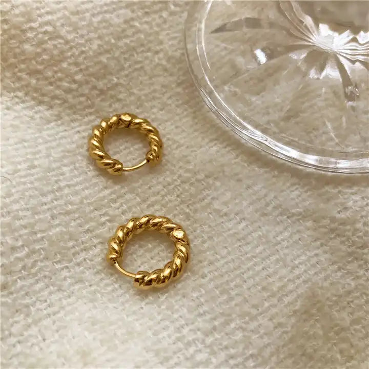 Judy Hoops