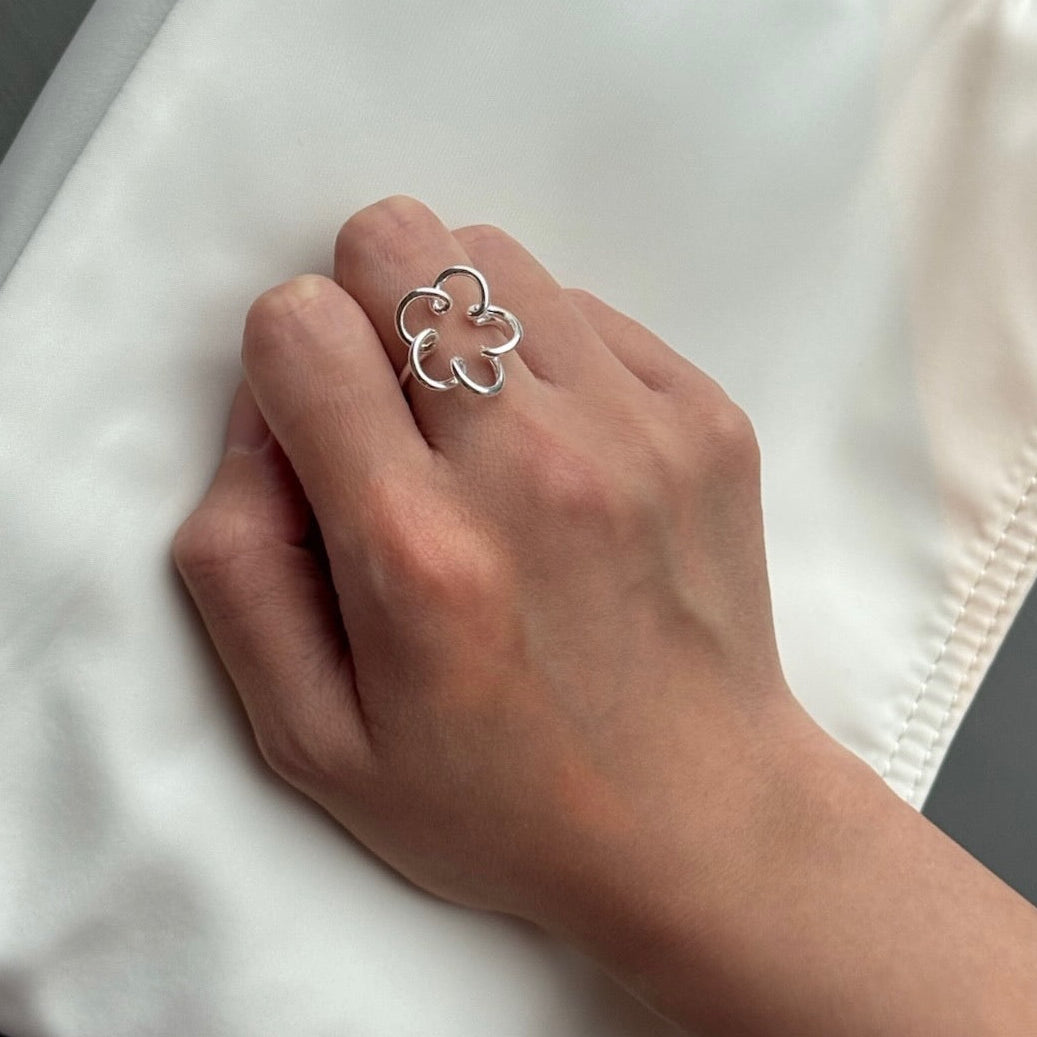 Flowery Ring