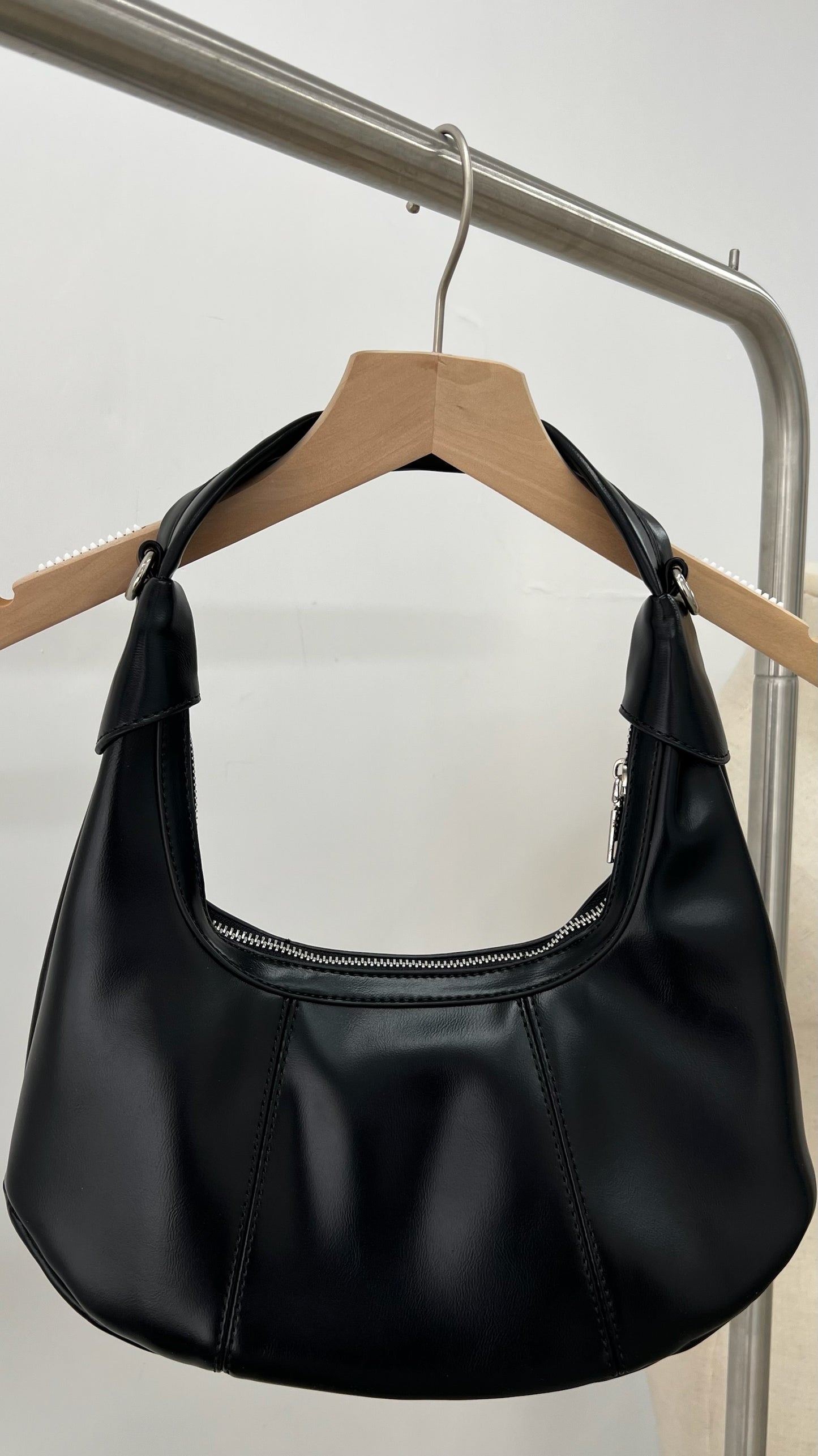 Modi Shoulder Bag