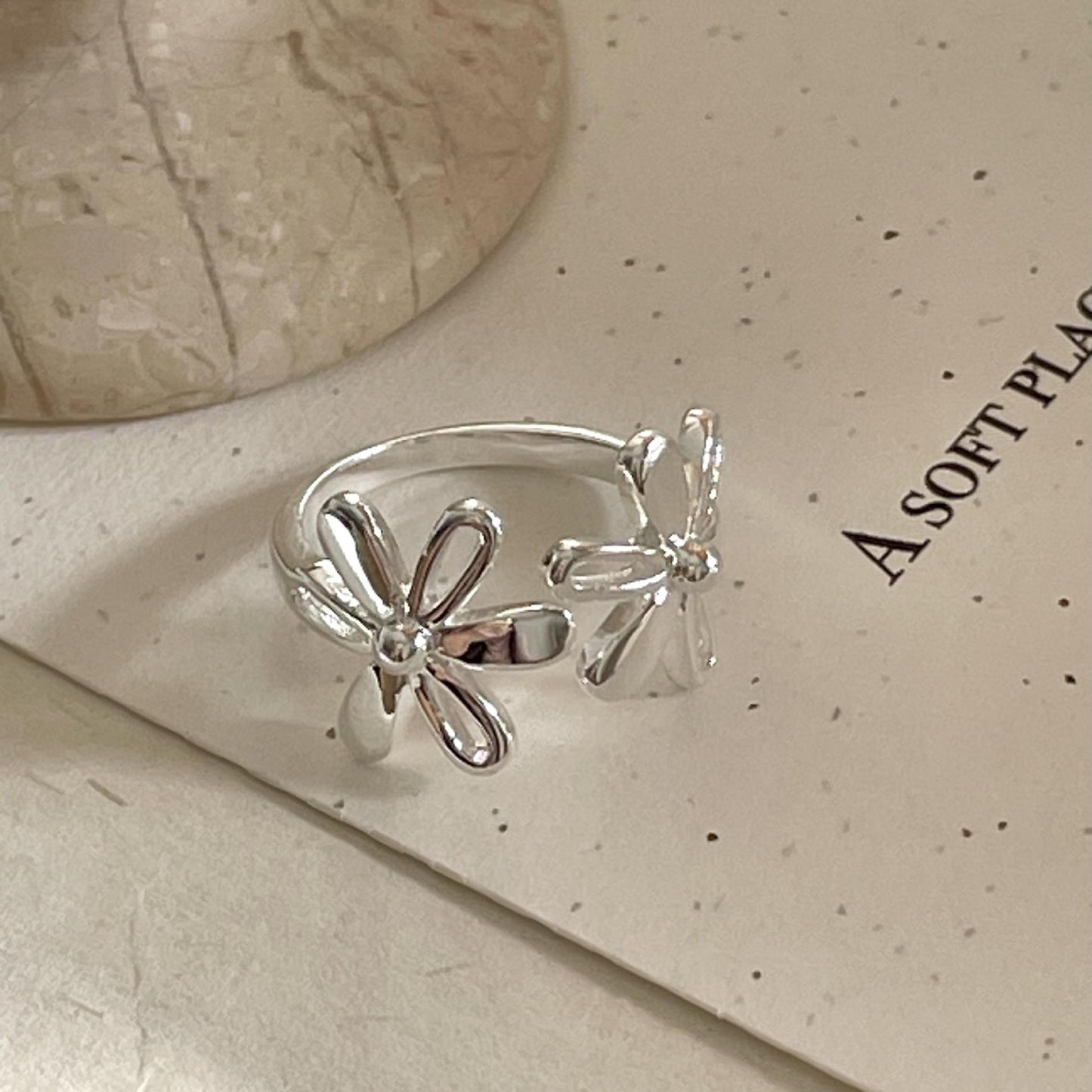 Daisy Ring