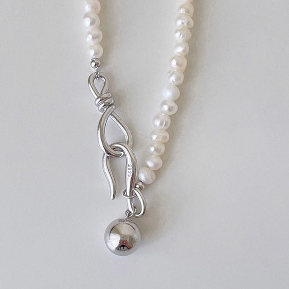 Celeste Pearl Necklace
