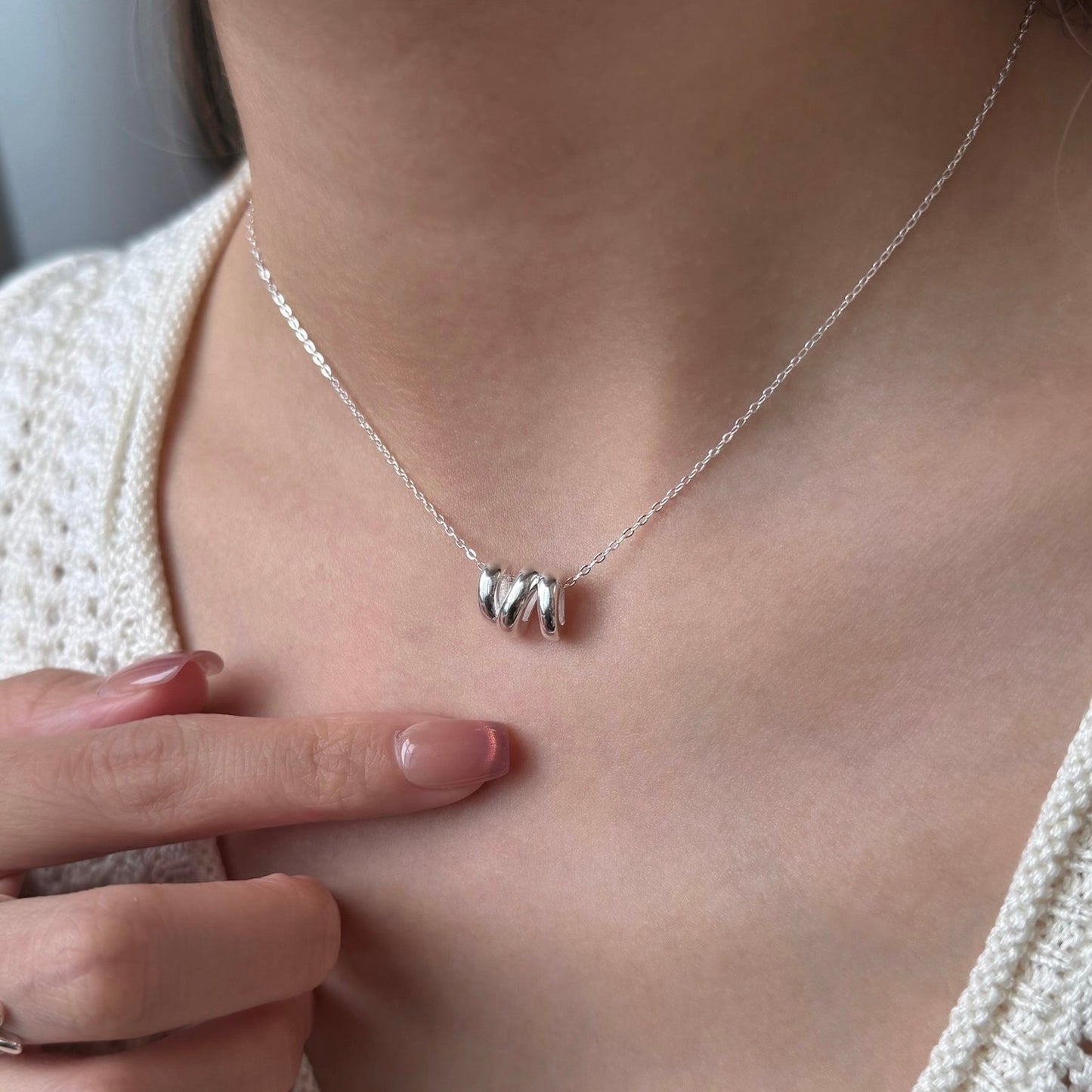 Amora Necklace
