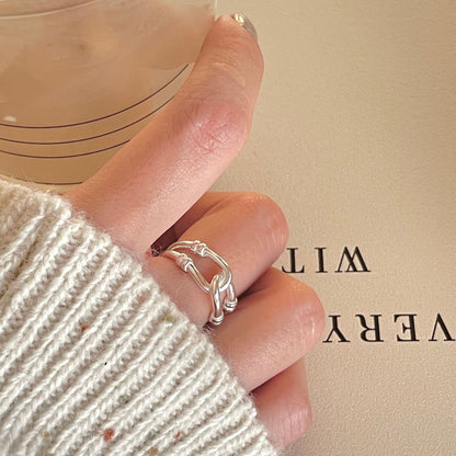 Knot Ring