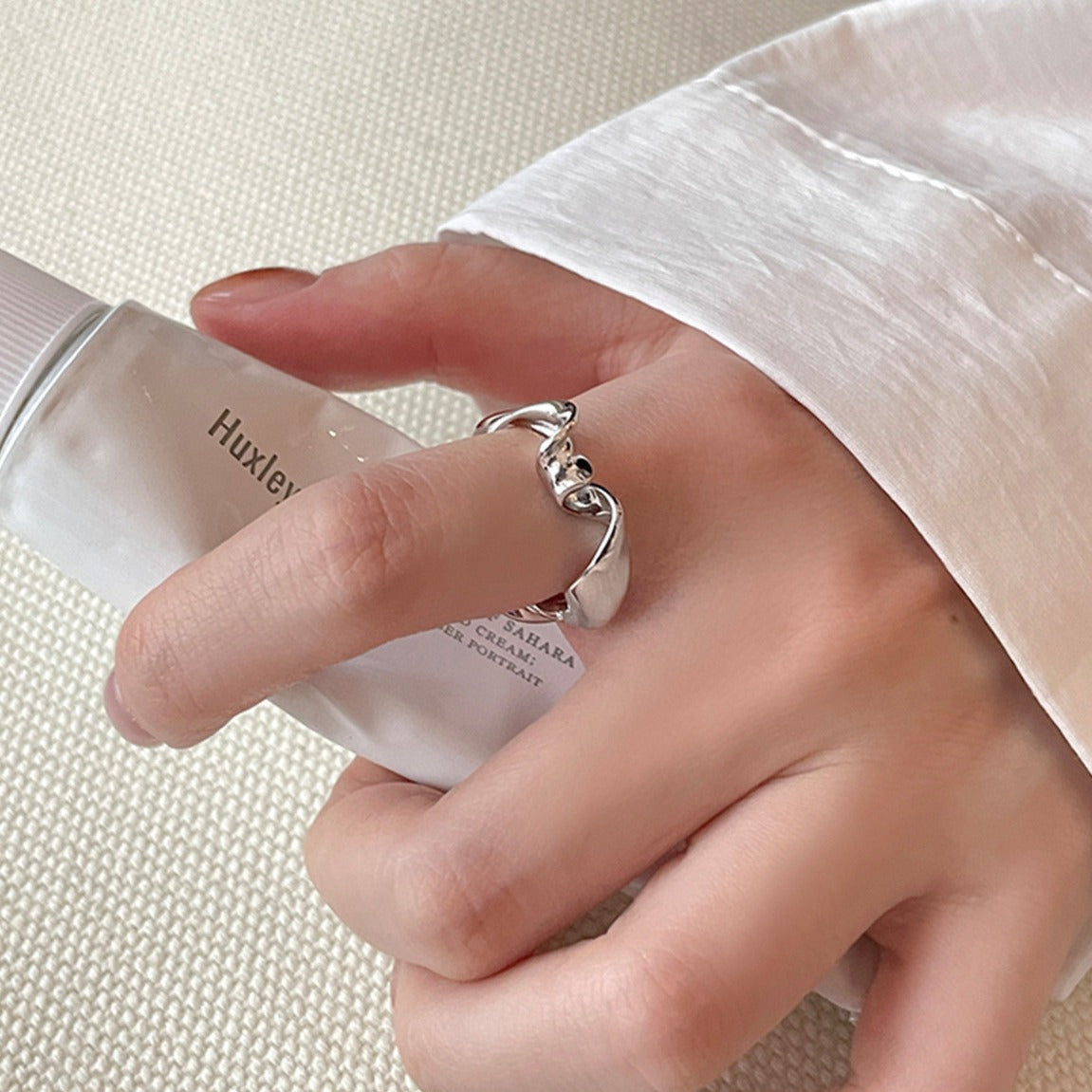 Ava Ring